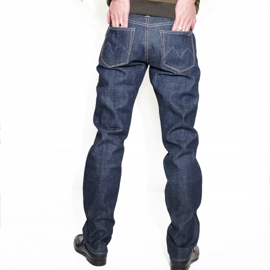 Jeans fitted by Moller