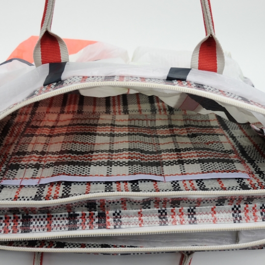 Laptoptasche aus Gleitschirmstoff